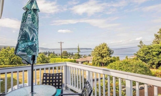 Camano Island Casa | Charming beach home with Ocean & Mt. Baker View