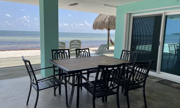 Lower Matecumbe Beach Casa | *Charming Beach House directly ON the beach