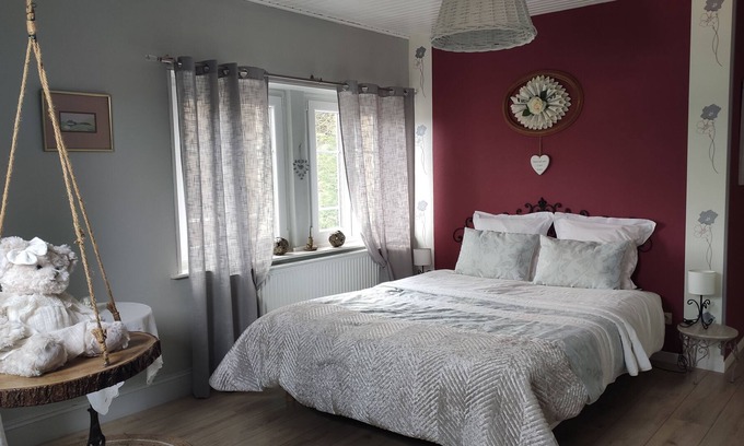 Pierre-Percee Cama Y Desayuno | Charming bed and breakfast, with swimming pool, near forest, lake, castle - Aux 2 lacs