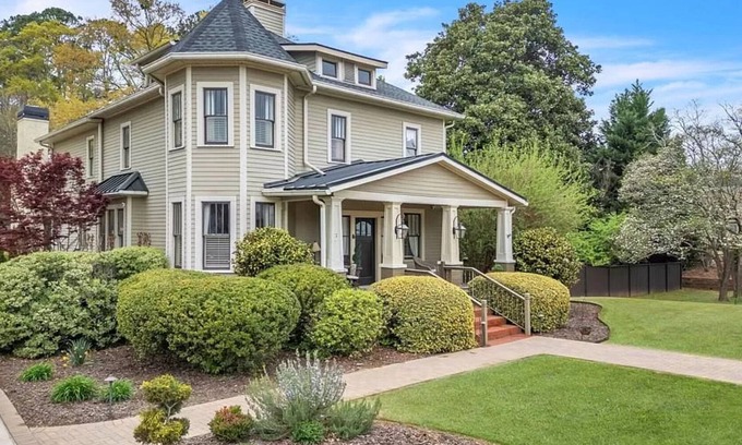 Woodstock Casa | Charming, Beloved Retreat Steps away from Historic Downtown Woodstock!3BD w/Pool
