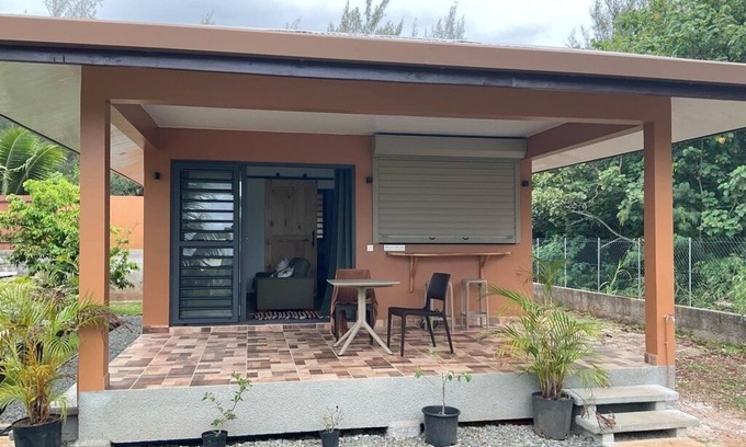 Huahine Casa | Charming bungalow in peaceful property with WiFi, AC in Fare, Huahine