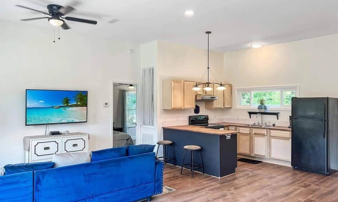 Fairhope Casa | Charming Bungalow Min From Shopping & Beaches