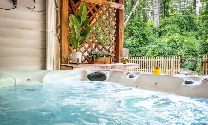 Redmont Park Casa | Charming Bungalow with Hot Tub | Diaper Row Oasis,