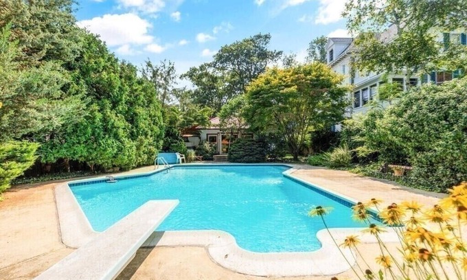 Rockport Casa | Charming bungalow with pool! Walk to Front Beach and shops! Aug-Oct Availability