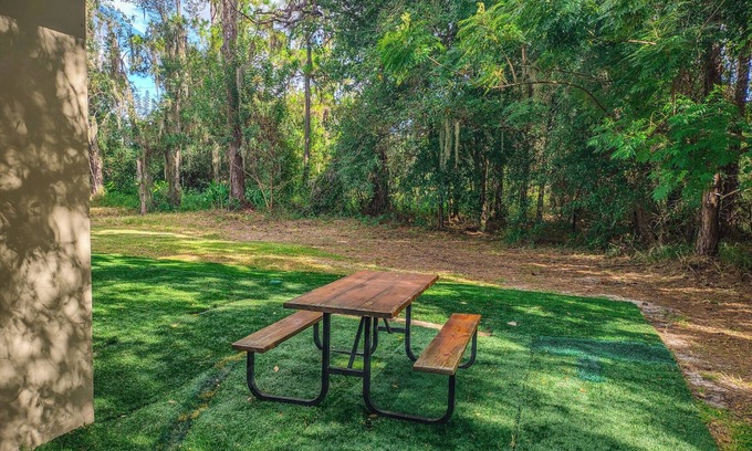 Sebring Casa | Charming bungalow with WiFi, AC