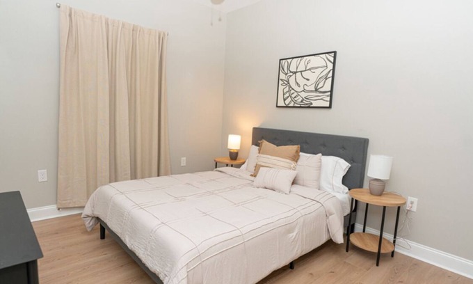 Florida Area Casa | "Charming Bywater Oasis"