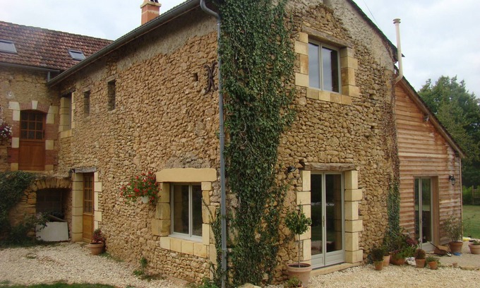 Monplaisant Casa | C17th Encanto Inicio, Nr Belves, Dordogne, piscina propia, de 2016 las tasas ya está disponible!