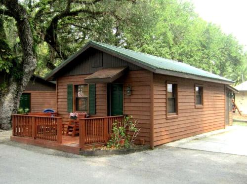Inverness Casa | Charming Cabin Amazing for a Weekend Retreat in Inverness, Florida