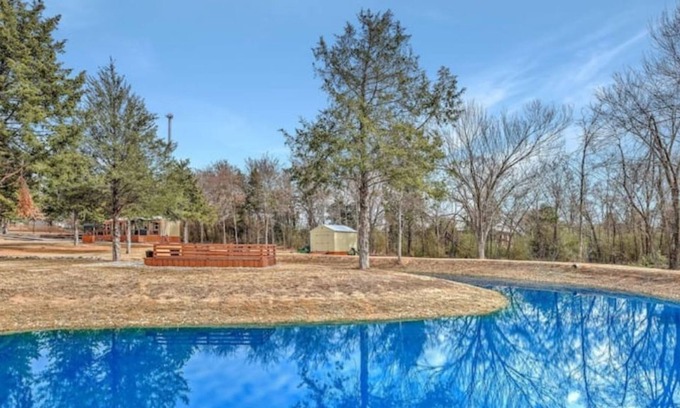 Gainesville Cabina | Charming cabin in nature near Casino and Winery