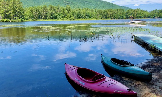 Denmark Casa | Charming Cabin, Lake Access! Backyard Bubbling Brook. Pets Welcome!