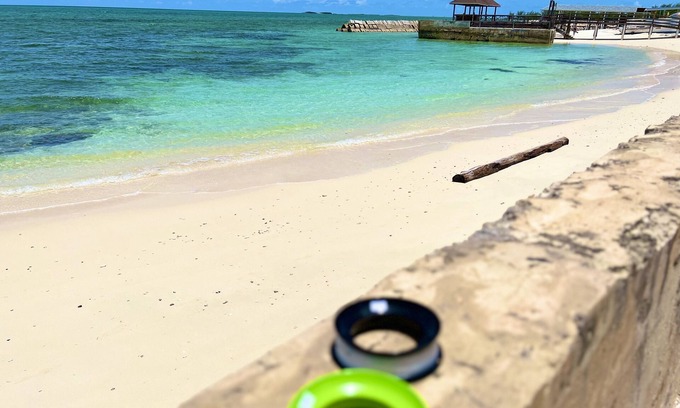 Andros Town Apartamento | Charming Cabin on the beach