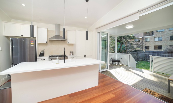Cammeray Cabaña | Charming Cammeray Cottage Close to CBD, Perfect for Family Getaways