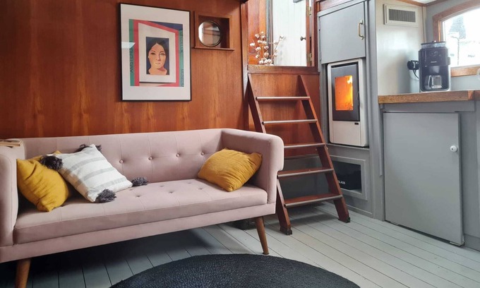 Amsterdam East Alquiler De Eote | Charming captain's cabin on the historic ship De Hoop
