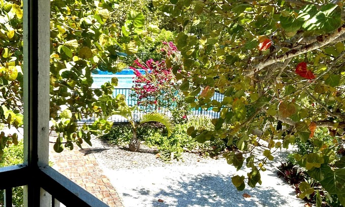 Wulfert Cabaña | Captiva Cottage con Encanto con piscina privada, a 300 metros de la playa