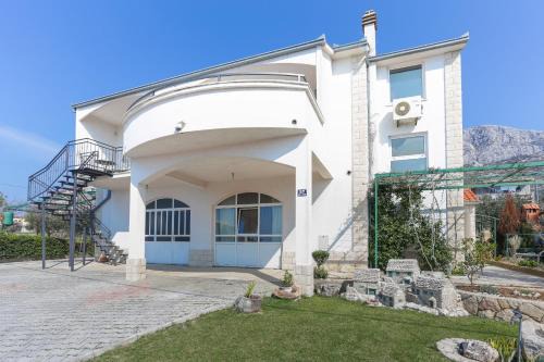 Kastel Gomilica Apartamento | Charming Carmen Apartment