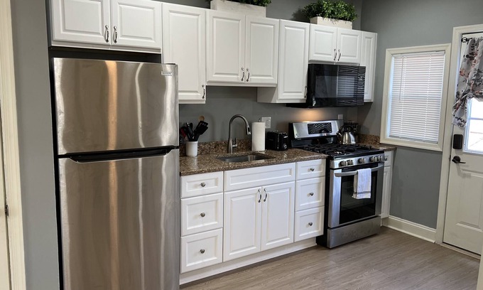 Baltimore Casa | Charming Catonsville Area Townhome