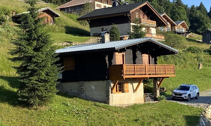 Crest-Voland Chalet De Esquí | Acogedor chalet en Crest-Voland para 6 personas con cocina completa y sala de estar