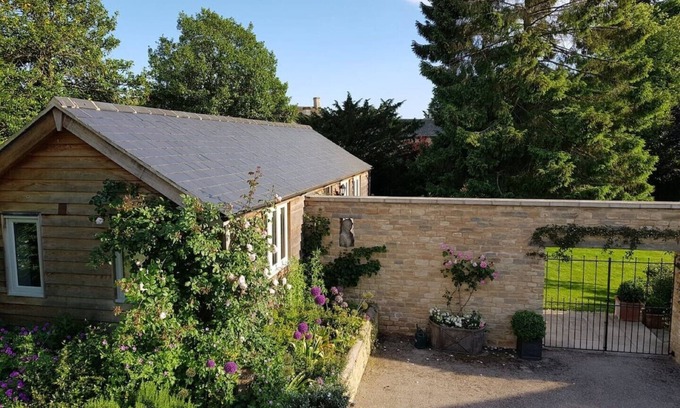 Charlbury Cabaña | Charming Charlbury Cottage set in Idyllic garden