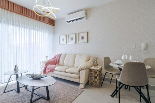 Ciudad Universitaria Apartamento | Charming City Center Apt, Pool