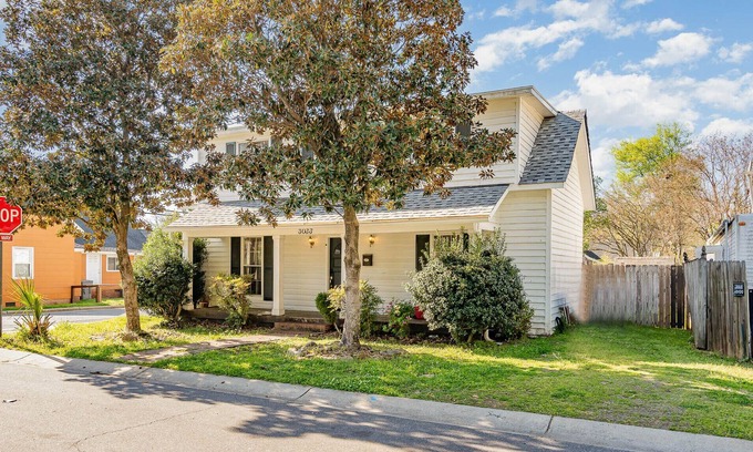 NoDa Casa | Charming classic bungalow in eclectic Noda!