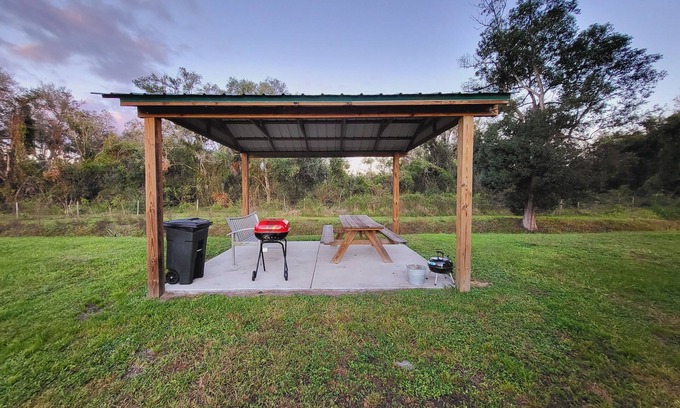 Arcadia Casa | Charming clean 1-bedroom 1 bath motel with AC and WiFi in Arcadia