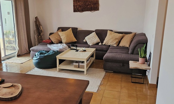 Consolacao Casa | Charming Coastal Rental – Surf, Seafood & Serenity