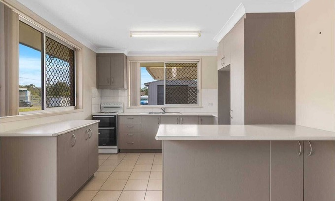 Urunga Casa | Charming Coastal Retreat: Modern Unit in Urunga with Easy Lido & beach Access