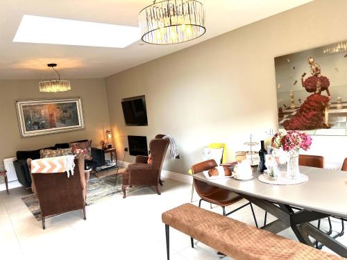 Killarney Casa | Charming Cosy 4-Bed House in Killarney