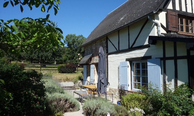 La Fresnaie-Fayel Casa | Charming cottage with sauna chalet