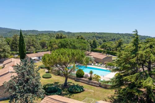 La Roque-sur-Pernes Casa | Charming cottage 4 people in a tourist residence