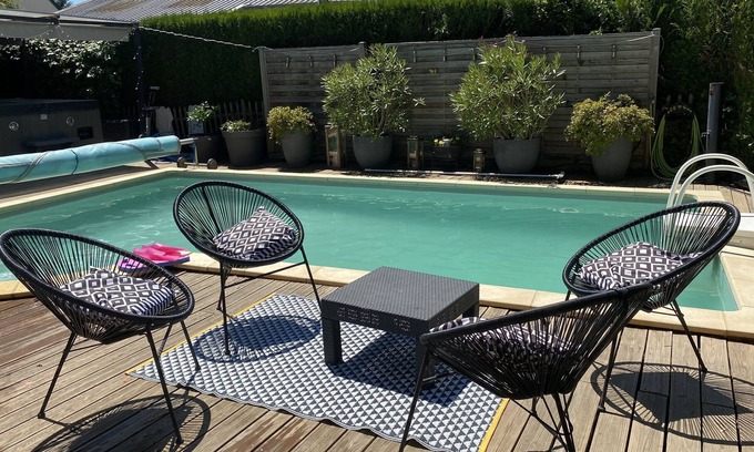 Sorigny Casa | Charming cottage 10p #swimming pool #spa south Tours