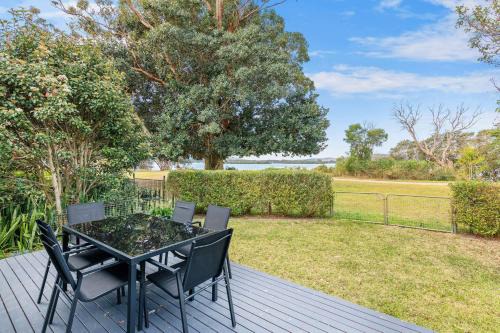 Woy Woy Casa | Charming Cottage by the Water Pet Friendly WoyWoy