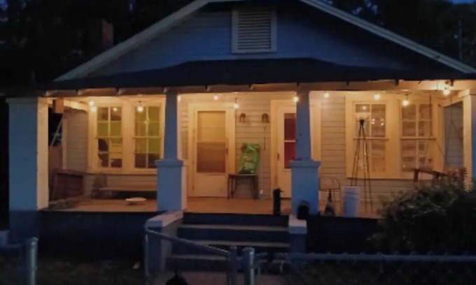 Montgomery Cabaña | Charming Cottage in Historic Downtown Montgomery with AC, WiFi