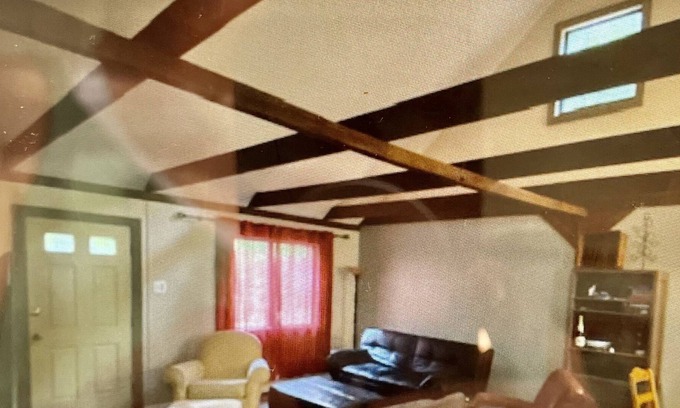 Sister Lakes Cabaña | Charming Cottage steps from lake and nestled in forest