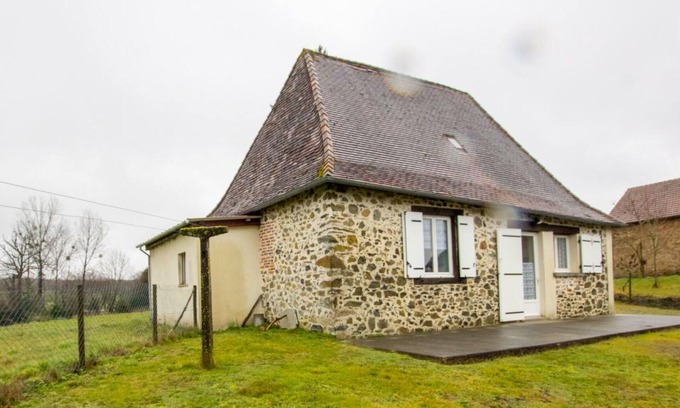Saint-Mesmin Cabaña | Casa en la Naturaleza con Chimenea y Terraza - Vallée de l'Auvézère