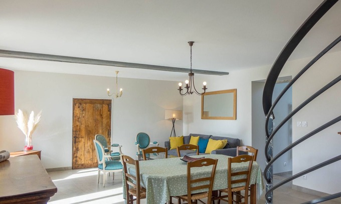 Darvoy Cabaña | Casa rural renovada con piscina y jardín cerca de Orléans y castillos del Loire