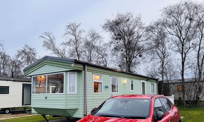 Wigton Chalet De Esquí | Charming Countryside Static Van with Entertainment