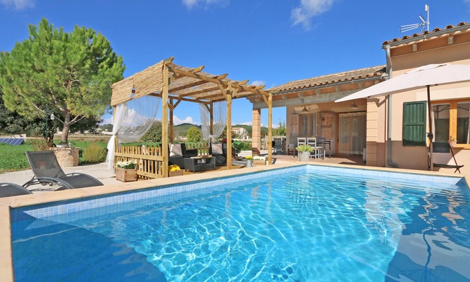 Sant Joan Casa | Encantadora casa de campo en zona tranquila con piscina, terraza, vistas impresionantes, internet