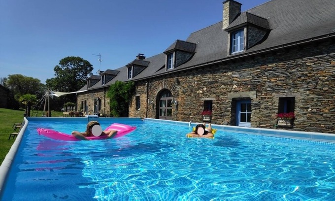 Abbaretz Casa | Charming country house, heated swimming pool,
