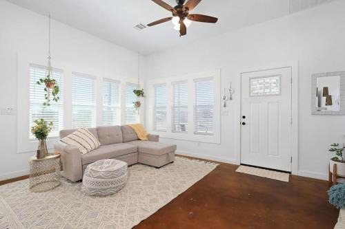 La Grange Casa | Charming Country Retreat Near Winery, and Brewery
