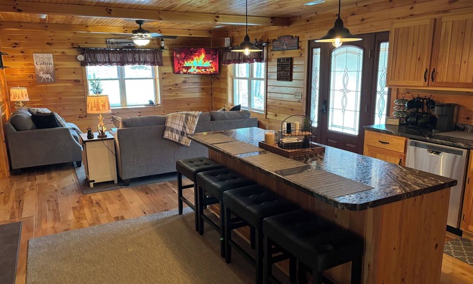 Rockbridge Cabina | Charming Cozy Cabin with breathtaking views in the heart of Hocking Hills
