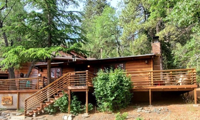 Wrightwood Casa | Charming&Cozy Cabin w/WiFi, Disney+nearHikingTrail