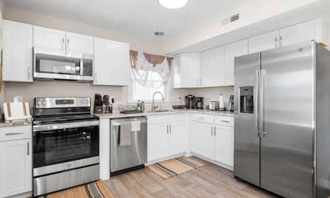 Highland Springs Casa | Charming & Cozy Retreat: Your Perfect RVA Getaway