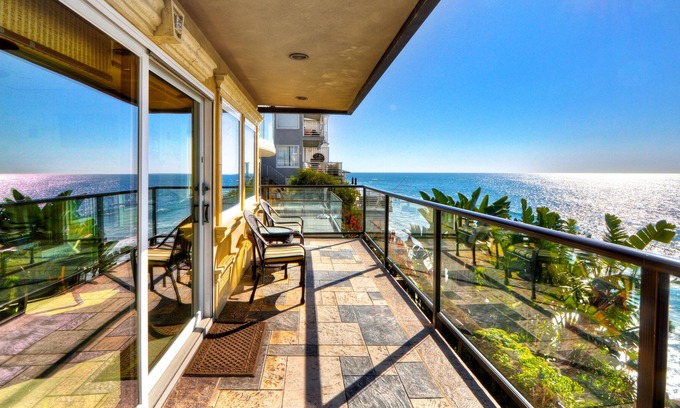 Laguna Beach Villa | Encantadora y acogedora villa con hermosas vistas del océano Pacífico.