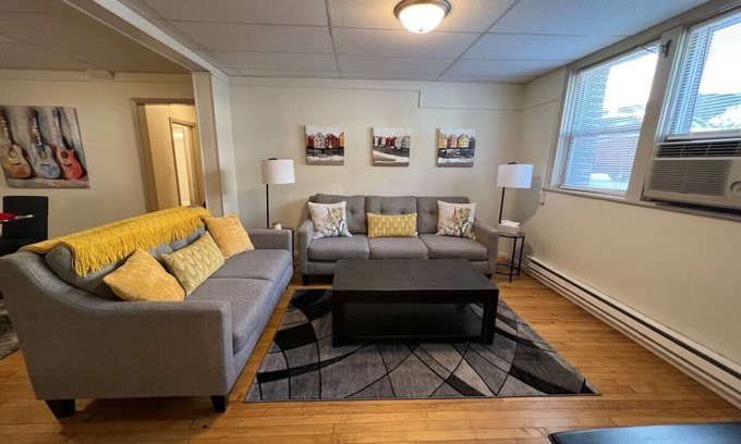 Fargo Apartamento | Charming & Cozy-Walking Distance To Attractions