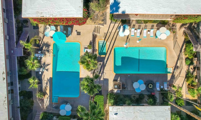 Indian Canyon Condominio | Charming Desert Skies Oasis - A Ryson Property