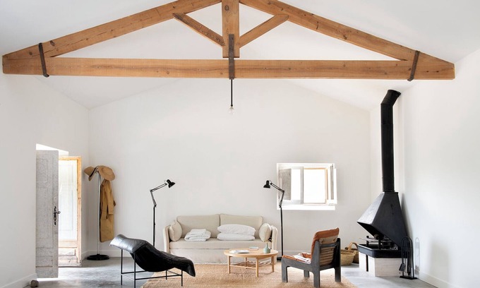 Cantallops Apartamento | Encantador Loft de Design en Masia Rural Catalana