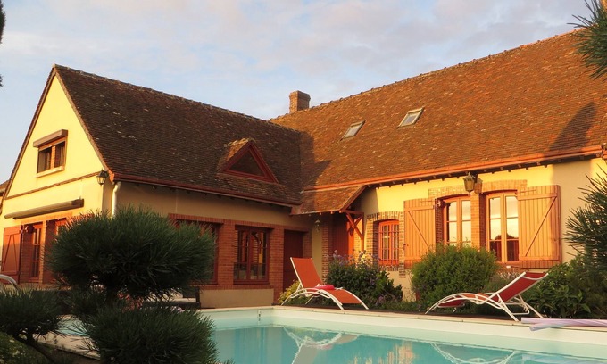 Meslay-le-Grenet Cabaña | DESTINO CON ENCANTO Y RELAJACIÓN en el campo 12 personas con piscina spa