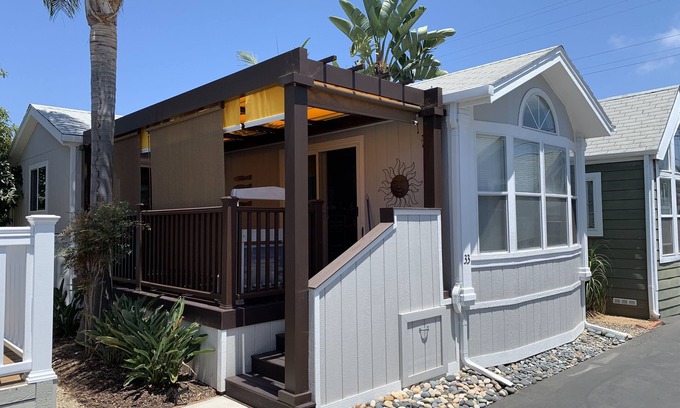 Leucadia Casa | Charming Detached Cottage Steps to Grandview Beach!