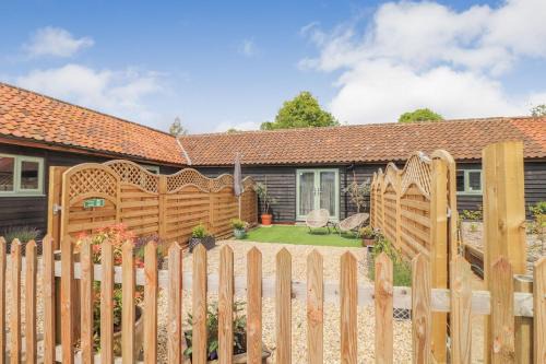 Fressingfield Casa | Charming dog friendly cottage in rural Suffolk